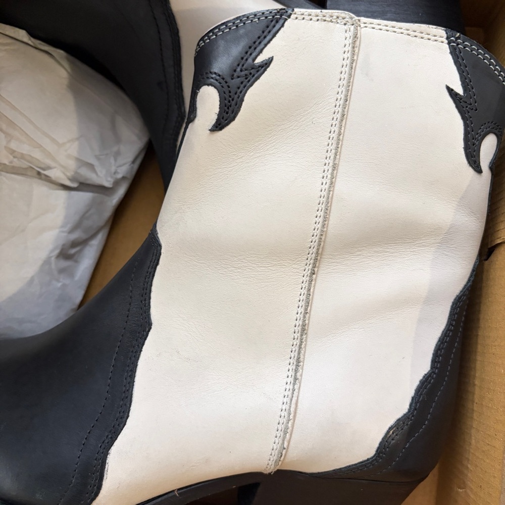 NIB Free People New Frontier Black and White Western Boots in Arctic Fox 38.5 - Picture 14 of 14